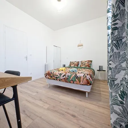 Le Soleado - 4 Prs - Espace De Travail Et Wifi アパート ペルピニャン